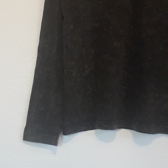 Original Use | Galaxy black distressed long sleeve shirt, standard fit - Picture 2 of 7